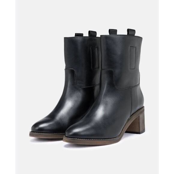 Free People Women's Leather Upper Tabby Ankle Boot Black Size 8.5 EU 39 NWOB